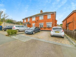 4 Bedroom Semi-detached House For Sale In Hertford