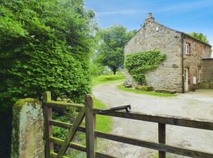 Barn conversion to rent in Eldon Cottage, Stirton, Skipton BD23