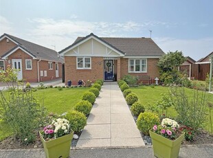 Detached bungalow for sale in Lon Glanfor, Belgrano, Abergele LL22