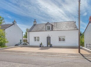 Detached house for sale in Dunkeld Road, Bankfoot, Perth PH1