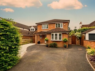 Detached house for sale in Mossy Vale, Maidenhead SL6