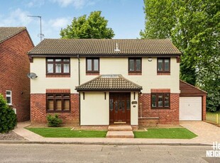 Detached house to rent in Addison Gardens, Grays RM17