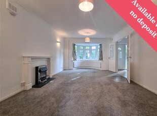 Detached house to rent in Crescent Road, Bristol, Somerset BS16