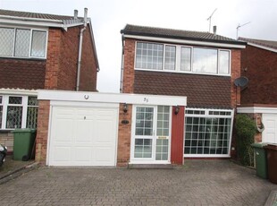 Detached house to rent in Daffodil Place, Walsall WS5