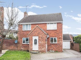 Detached house to rent in Goldsborough Close, Eastleaze, Swindon SN5