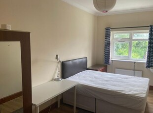 Detached house to rent in Room 1, City Road, Beeston NG7