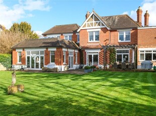 Detached house to rent in Spencer Road, East Molesey, Surrey KT8