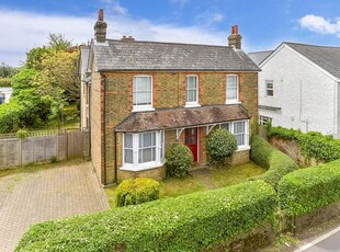 Detached house to rent in The Street, Ash, Sevenoaks TN15