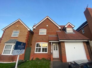 Detached house to rent in Whitebeam Road, Oadby, Leicester LE2