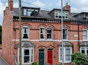 End terrace house for sale in London Road, Worcester WR5