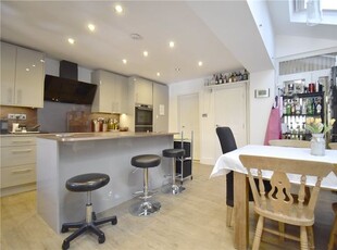 End terrace house to rent in Abbey Road, Cambridge CB5