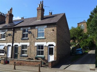 End terrace house to rent in Water Skellgate, Ripon HG4