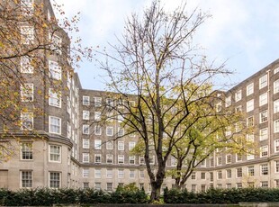 Flat for sale in Circus Road, St John's Wood, London NW8