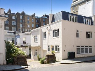 Flat for sale in Courtfield Mews, London SW5