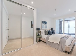 Flat in The Residence, Clapham North, SW9