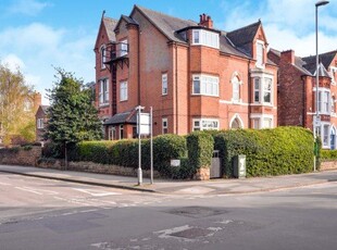 Flat to rent in 25 Musters Road, Nottingham NG2