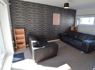 Flat to rent in 48 Rook Street, Hulme, Manchester M15