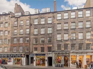 Flat to rent in 493 Lawnmarket, Old Town, Edinburgh EH1