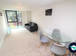 Flat to rent in Adelphi Wharf 1C, 11 Adelphi Street, Salford, Greater Manchester M3
