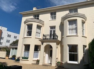 Flat to rent in Barton Close, Sidmouth EX10