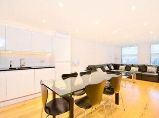 Flat to rent in Beaufort House, 25-29 Queensborough Terrace W2