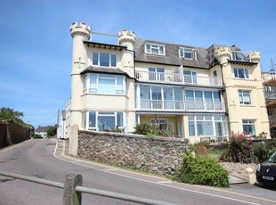 Flat to rent in Castle Hill, Seaton EX12