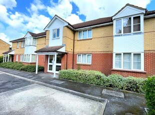Flat to rent in Chestnut Court, Bedford Road, Hitchin SG5