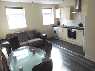 Flat to rent in Clifton Street, Cardiff CF24