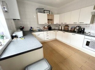 Flat to rent in Croft Villas, Darlington DL3