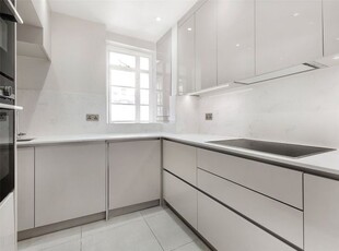 Flat to rent in Dorset House, Gloucester Place, London NW1