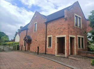 Flat to rent in Fairview Court, Stafford ST19