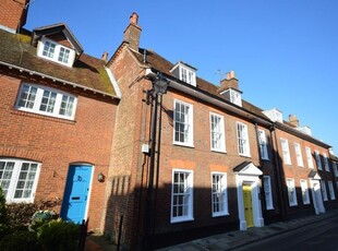 Flat to rent in Flat 3, 7 Little London, Chichester, West Sussex PO19