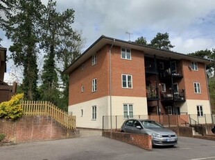 Flat to rent in Grange Close, Winchester SO23