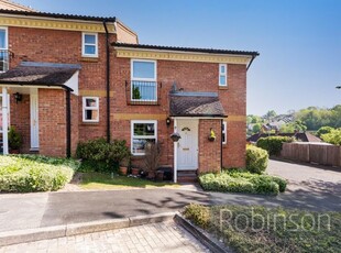 Flat to rent in Lower Furney Close, High Wycombe, Buckinghamshire HP13