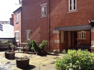 Flat to rent in Market Place, Stockport SK1