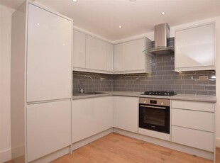 Flat to rent in Newfoundland Road, St. Pauls, Bristol BS2