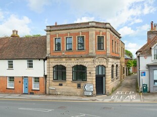 Flat to rent in Old Lloyds Bank, High Street, Wingham, Canterbury, Kent CT3