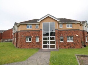 Flat to rent in Osprey Crescent, Paisley PA3