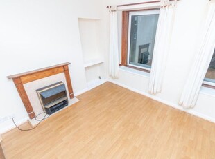 Flat to rent in Park Avenue, Stobswell, Dundee DD4