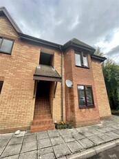 Flat to rent in Pembroke Mews, Clive Road, Canton CF5