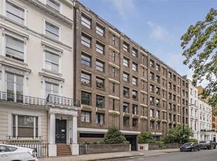 Flat to rent in Queensborough Terrace, London W2
