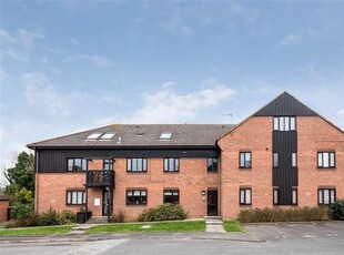 Flat to rent in Roebuck Court, Didcot OX11