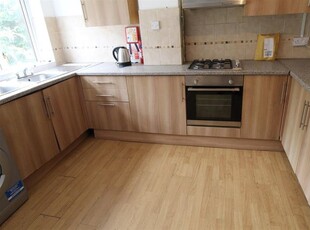 Flat to rent in Salisbury Road, Cathays, Cardiff CF24