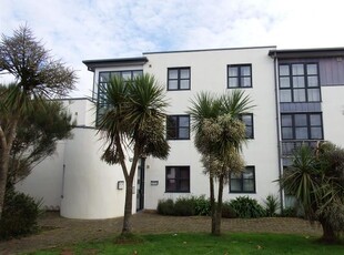 Flat to rent in Sandy Hill, St Austell PL25