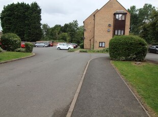Flat to rent in St. James Court, Coventry, West Midlands CV3