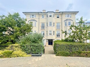 Flat to rent in St Matthews Gardens, Cambridge CB1