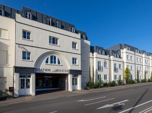 Flat to rent in Station House, Old Warwick Road, Leamington Spa, Warwickshire CV31