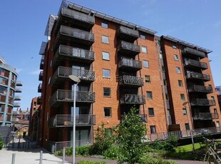 Flat to rent in The Foundry, Lower Chatham Street, Manchester M1