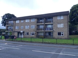 Flat to rent in Walker Green, Edge Lane, Dewsbury WF12