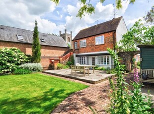 Link-detached house to rent in Hart Street, Henley On Thames RG9